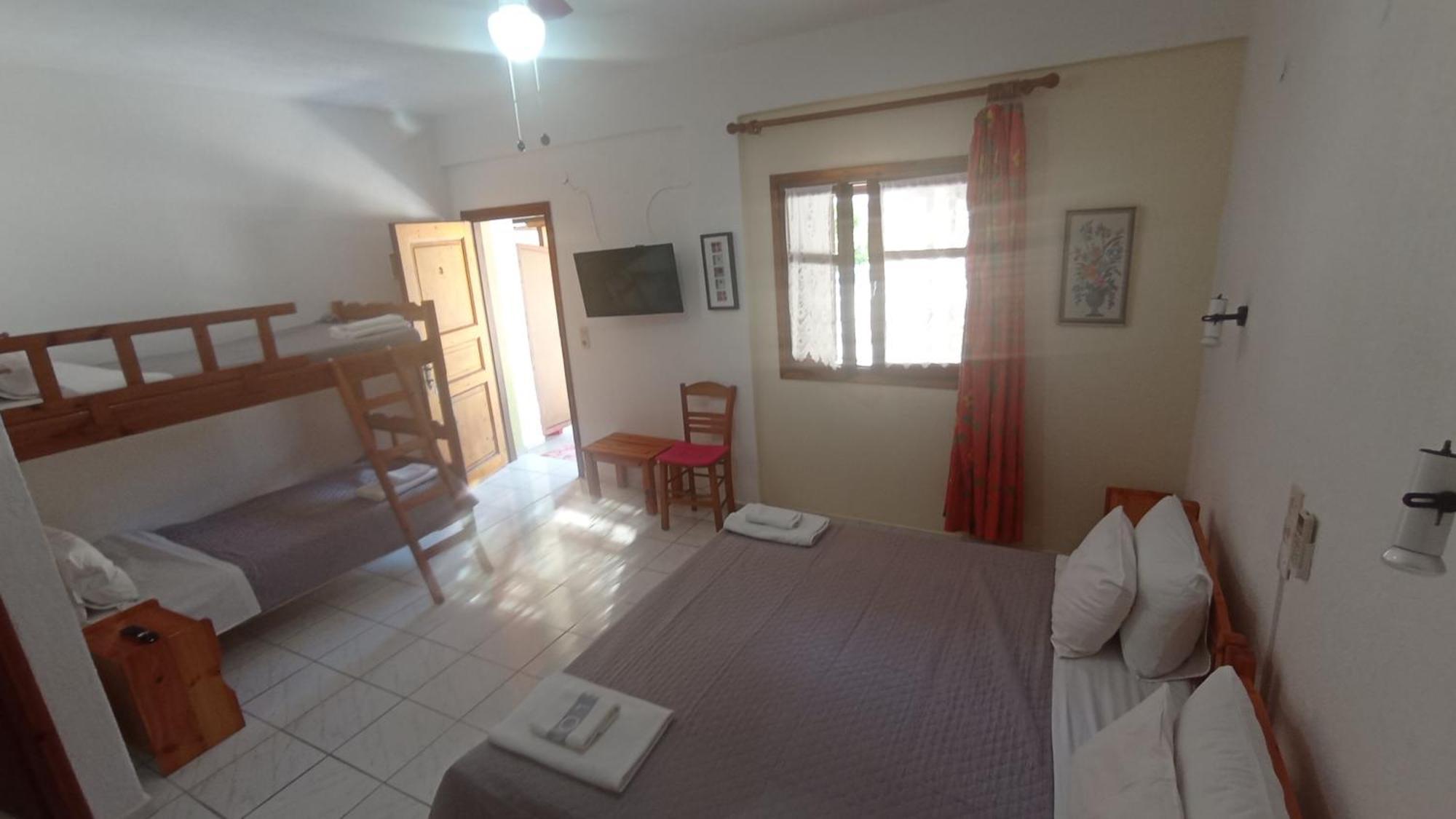 Villa Sandra Panormos  Pokoj fotografie